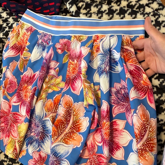 Johnny Was Pants - Johnny Was EUC Floral Blue Skort. Adorable and functional. Great pockets!!